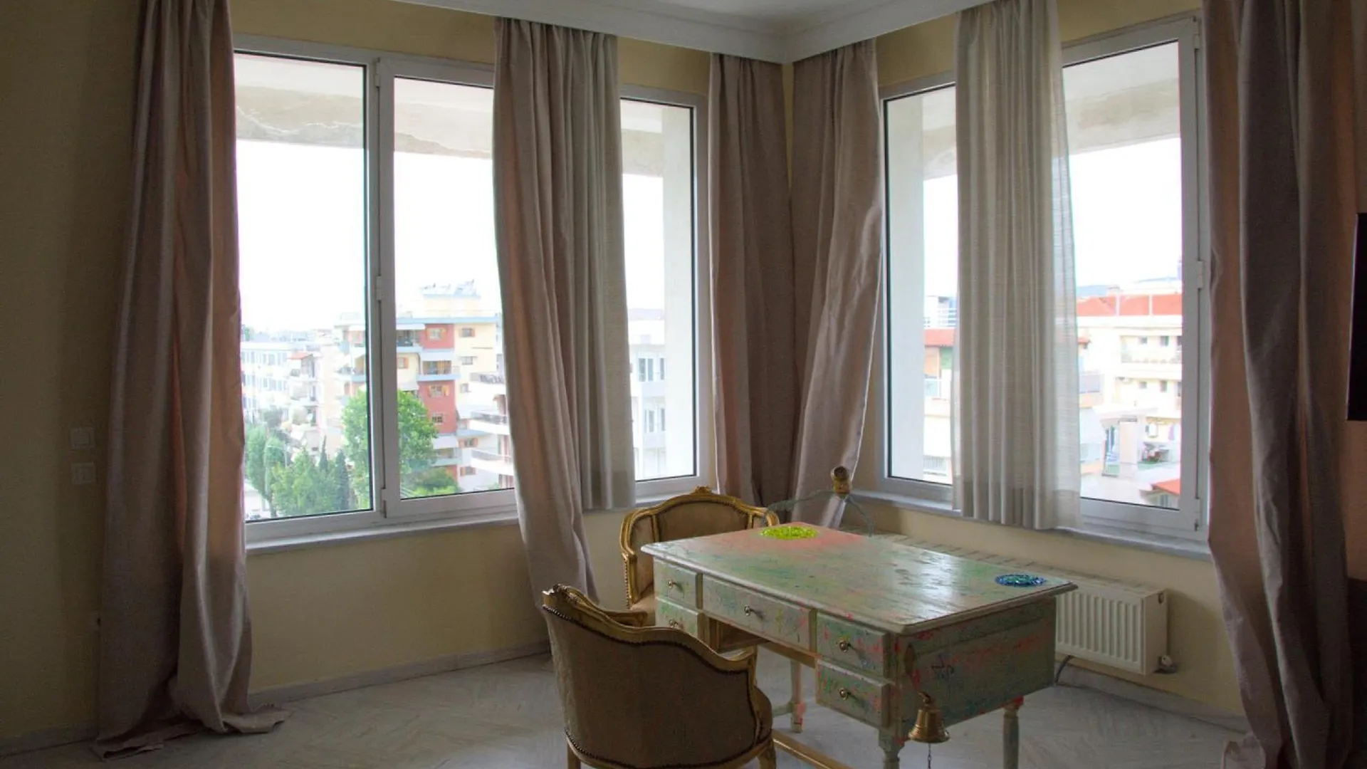 Ferienwohnung Bubbles & Art Experience Thessaloniki Apartment